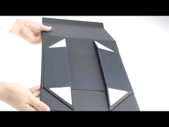 специально сложенная коробка для подарков