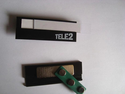 Магнитные именные значки из алюминиевого сплава с логотипом